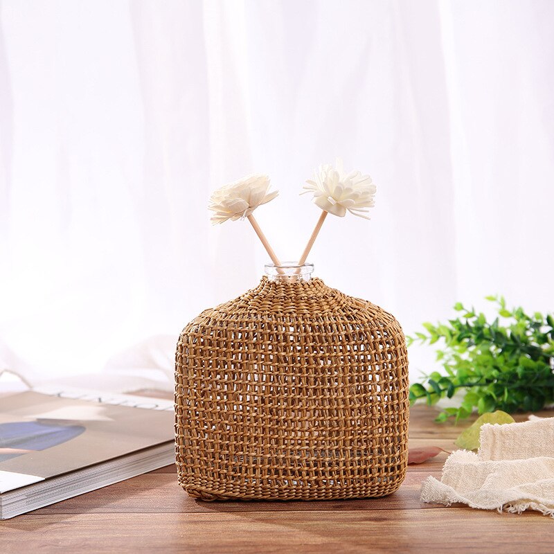 Simple Straw Glasses Vases